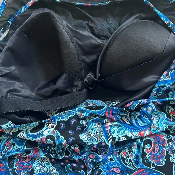 Blue Paisley Tankini Swimsuit - Picture 5 of 9